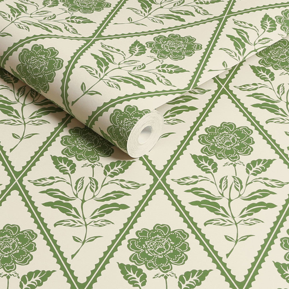 128911 - Juliette Floral Wallpaper - Cream & Green - Joules