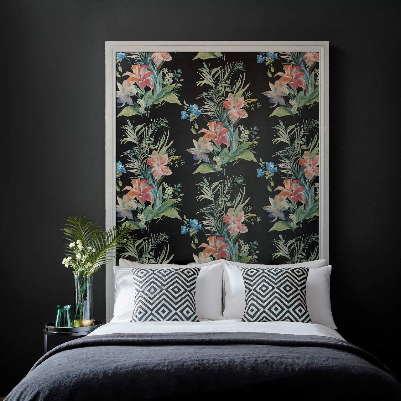 2109-154-03 - Lilliana Wallpaper - Jet Black - 1838 wallcoverings