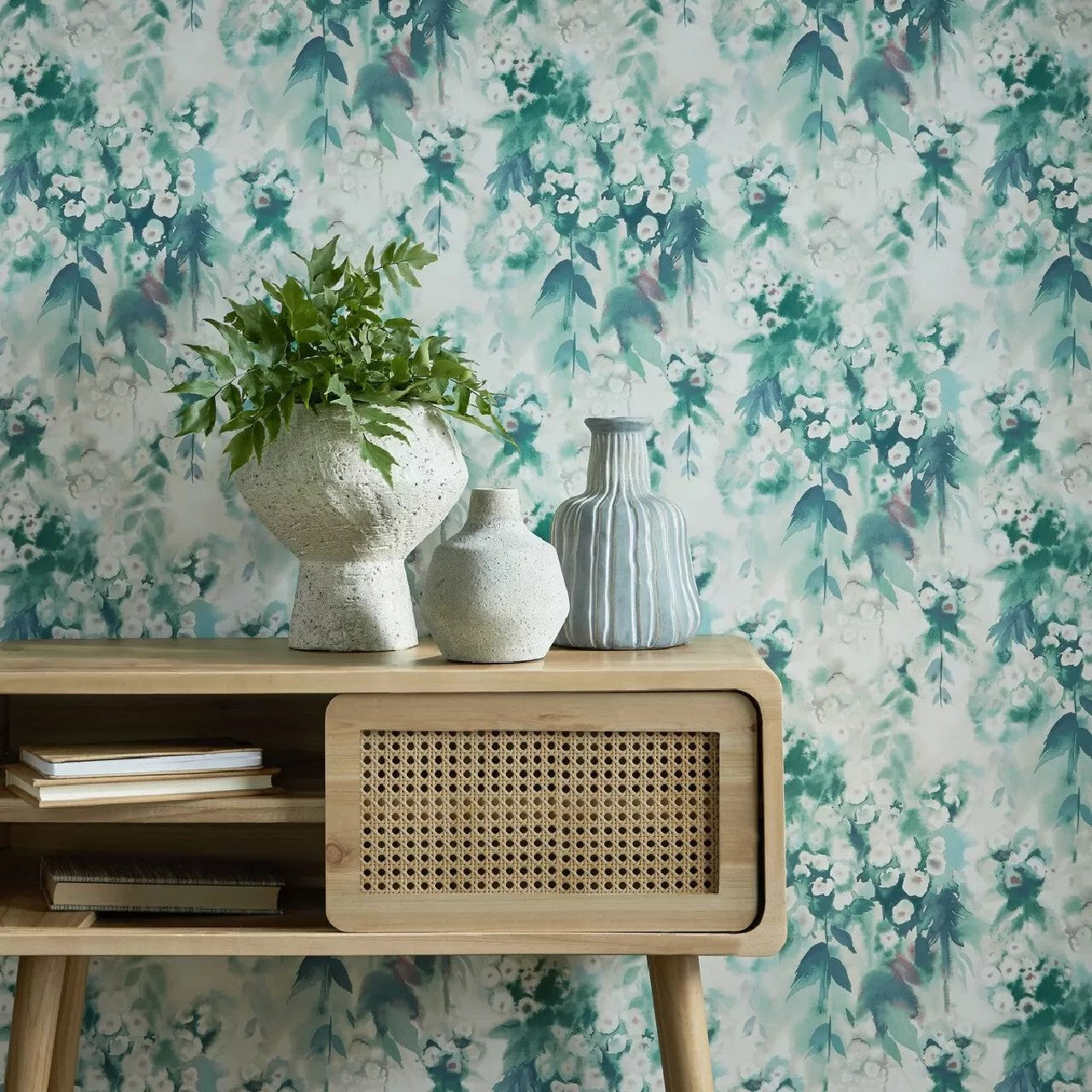 2210-162-01 - Cascade Wallpaper - Clover - 1838 wallcoverings