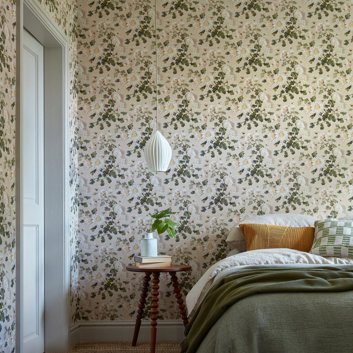 2513-190-04 - Charlotte Wallpaper - Apricot - 1838 wallcoverings