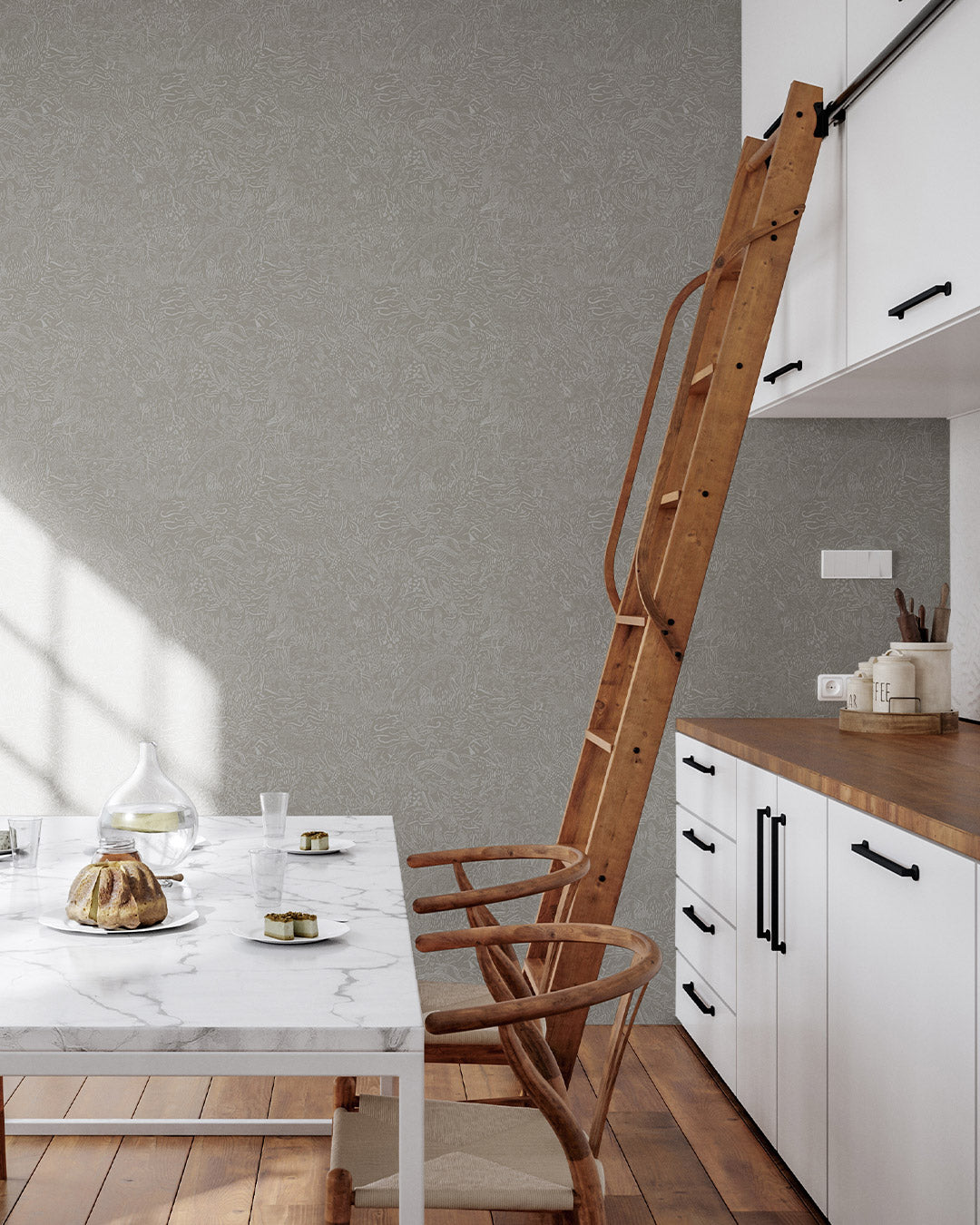 26022 - Landskapsdjur Wallpaper - Taupe - Midbec