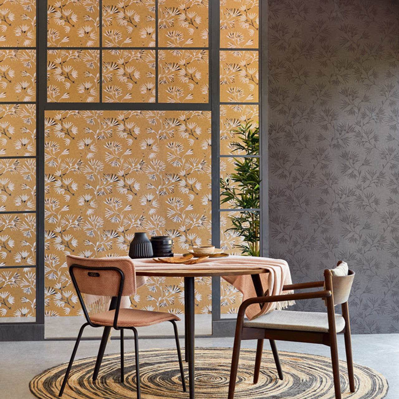 386541 - Enso Floral Style Wallpaper - Gold - Eijffinger