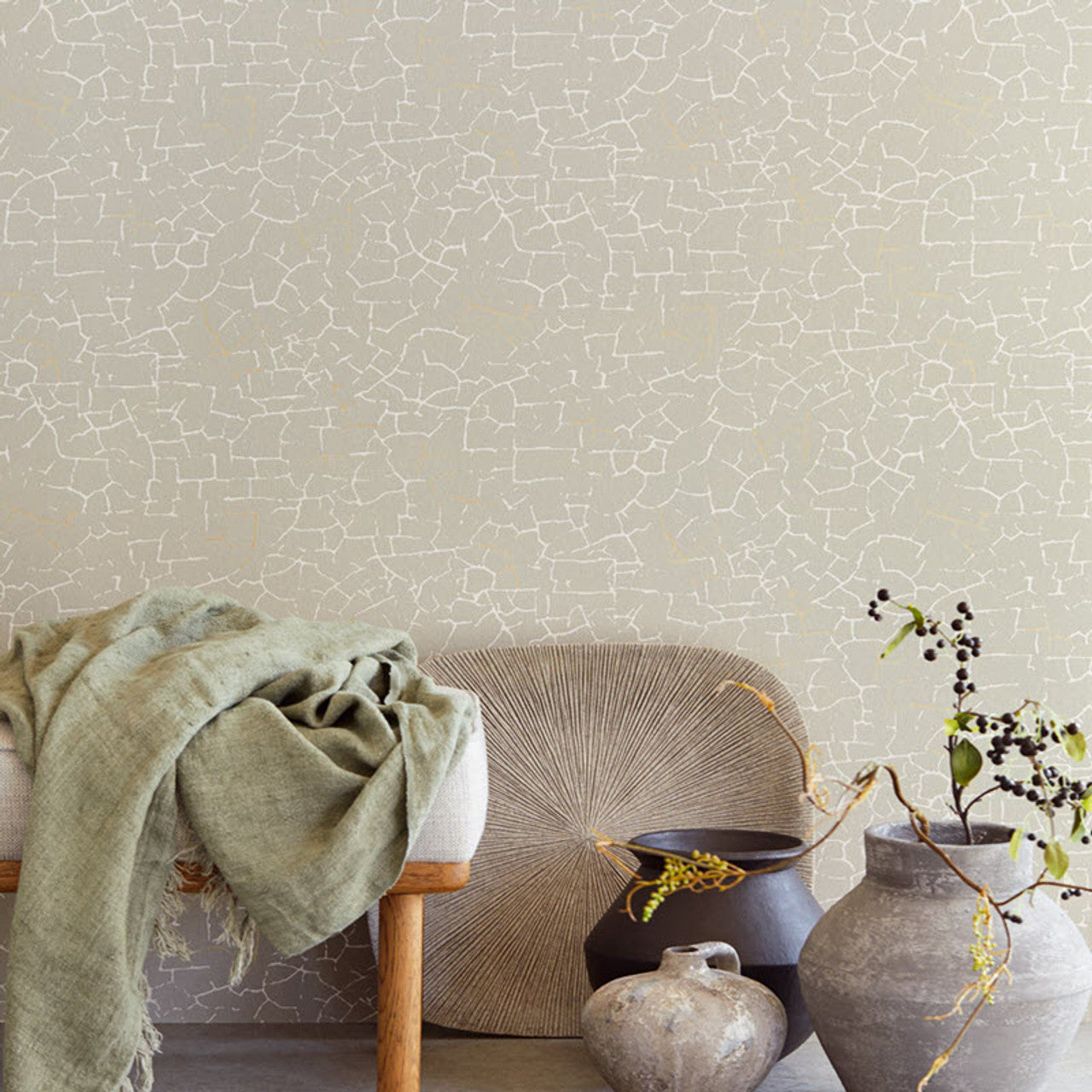 386561 - Enso Crackle Effect Wallpaper - Grey - Eijffinger