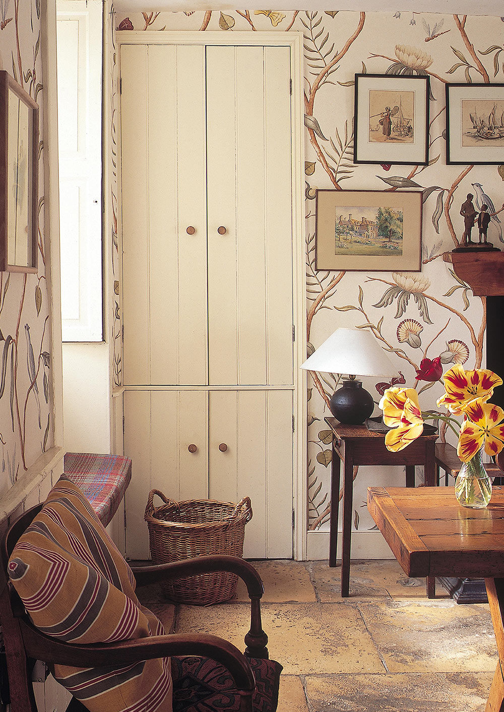 Adam's Eden Wallpaper - Ivory - Lewis & Wood
