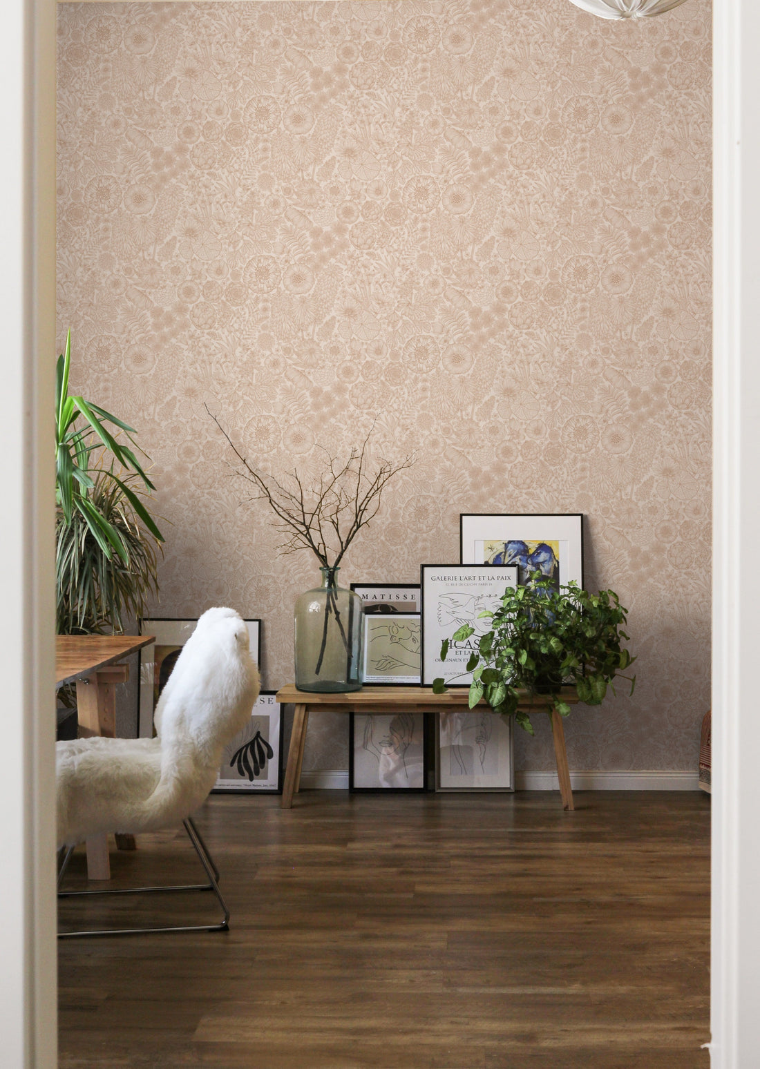 August Wallpaper - Mocha - Summer Gray
