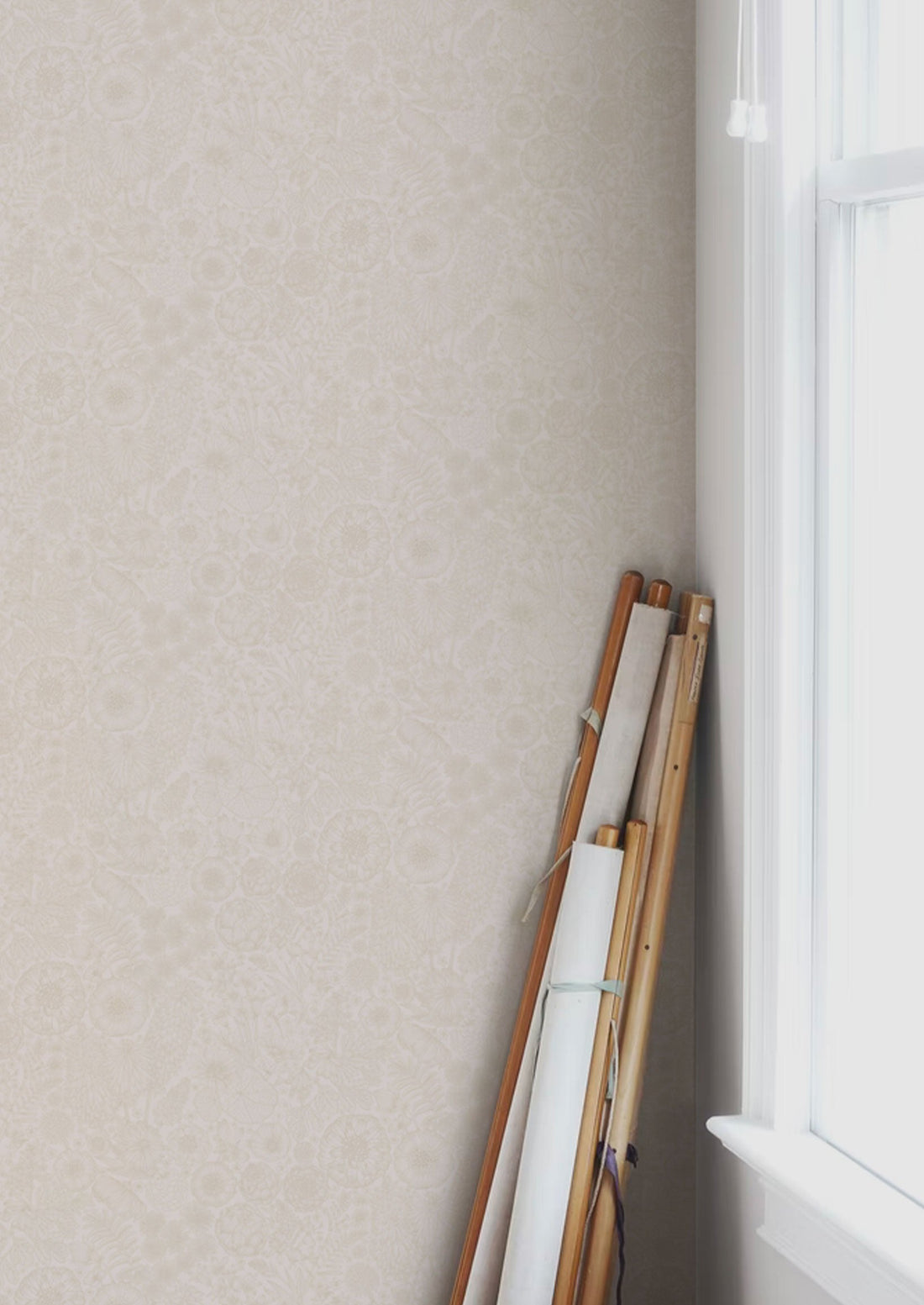 August Wallpaper - Sand - Summer Gray

