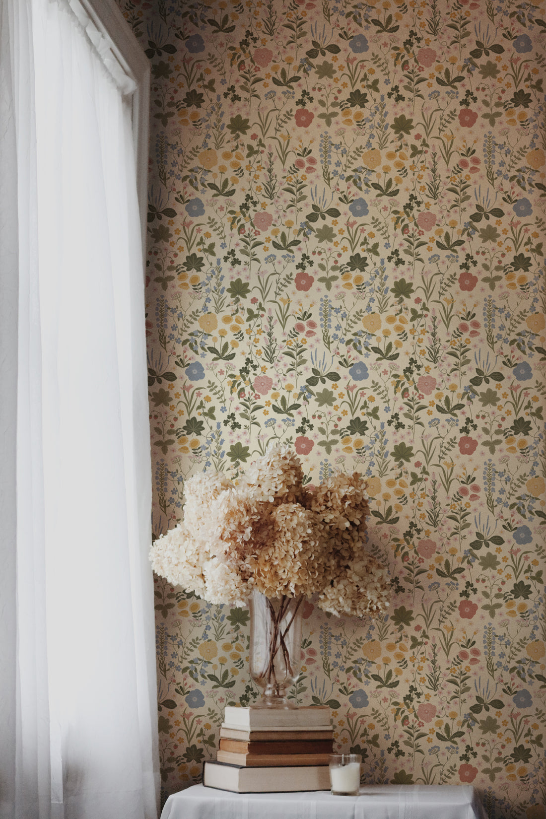 Blomstre Wallpaper - Spring - Summer Gray
