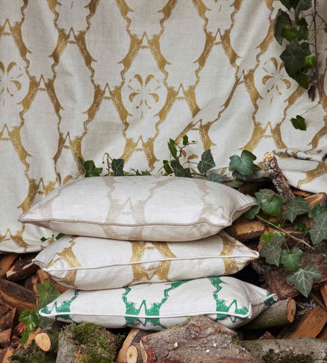 Boxing Hares Fabric - Stone - BGF010-202 - Barneby Gates