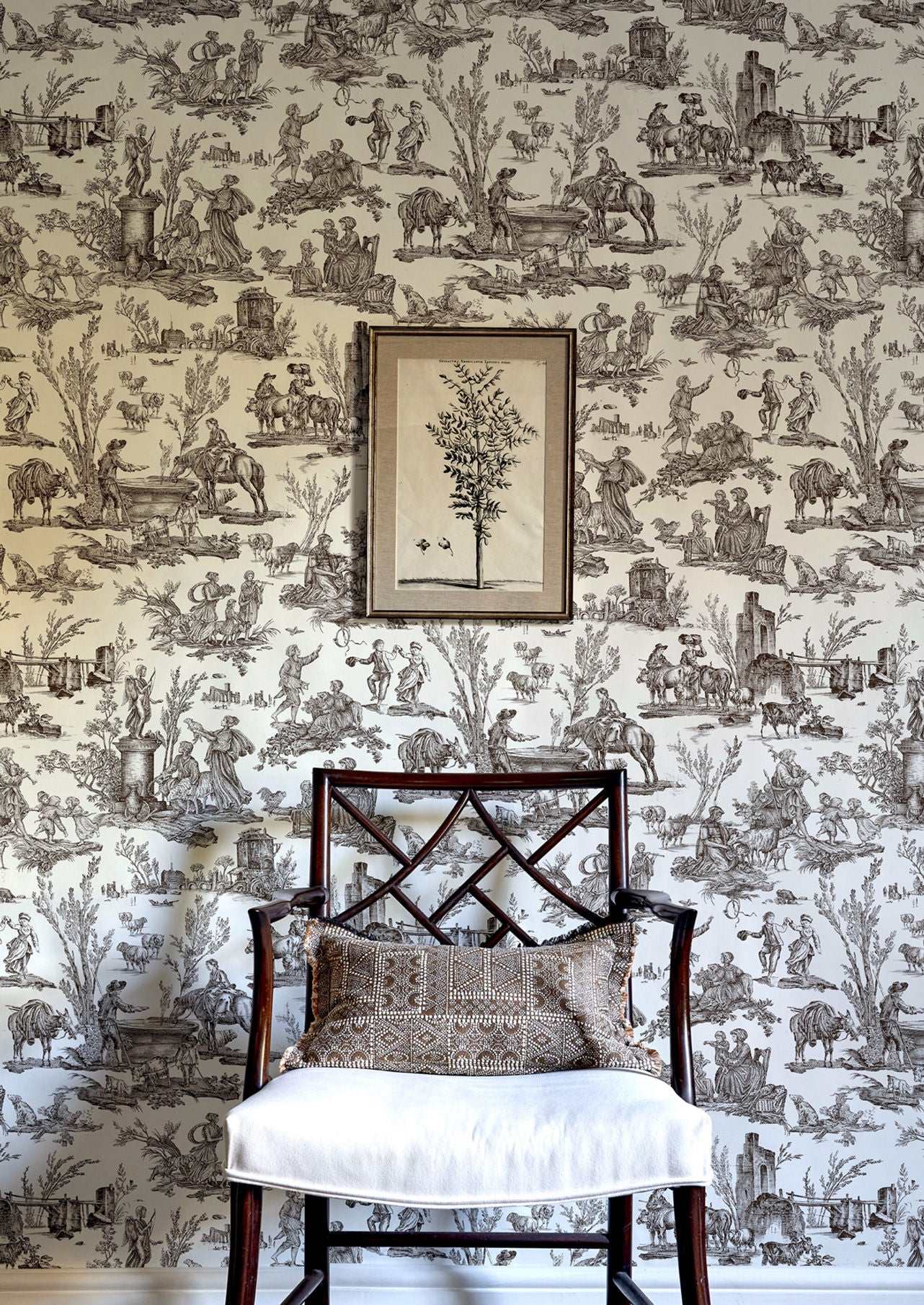 Toile Baptiste Wallpaper - Douce Noir - Lewis & Wood