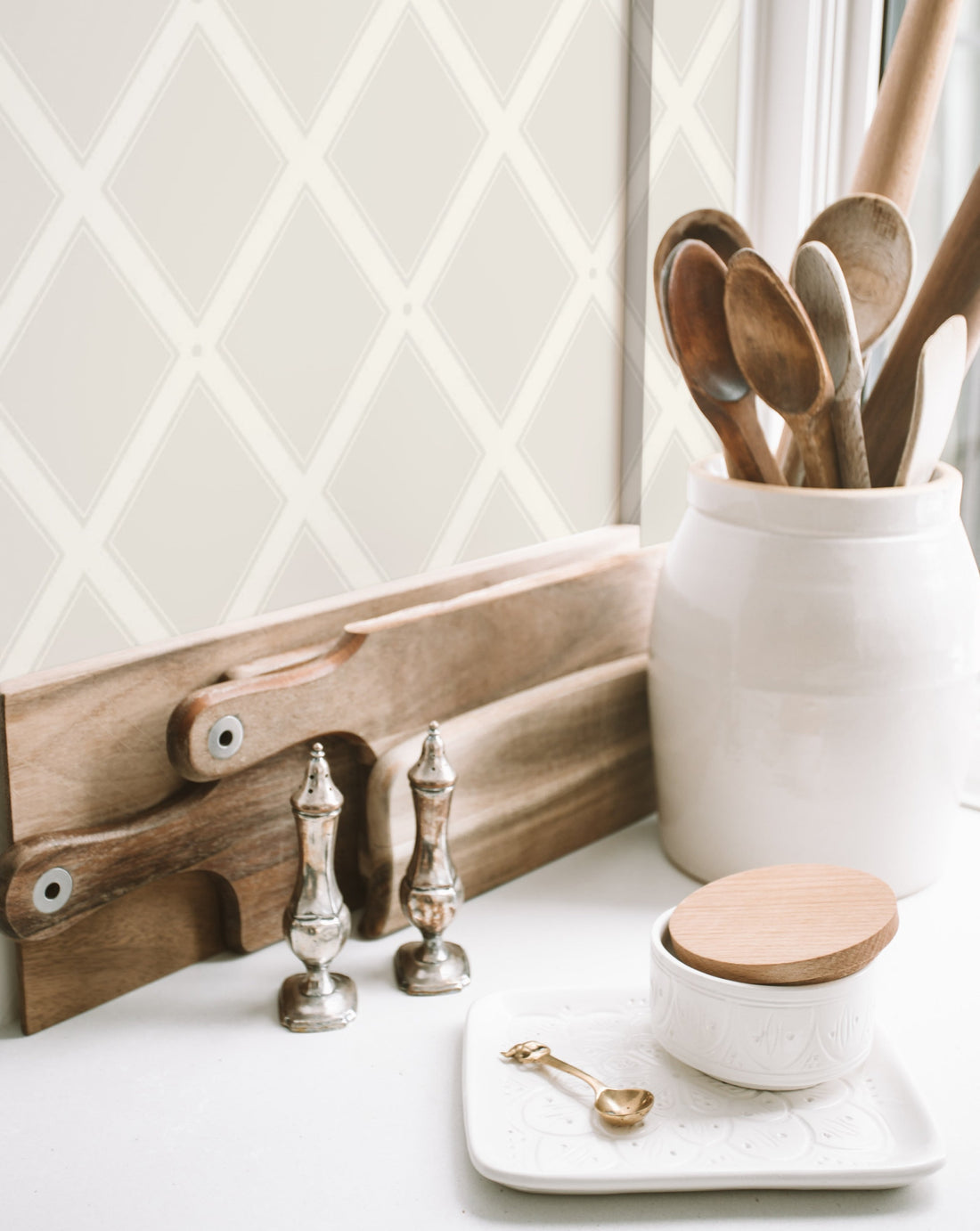 Trellis Wallpaper - Grey - Summer Gray
