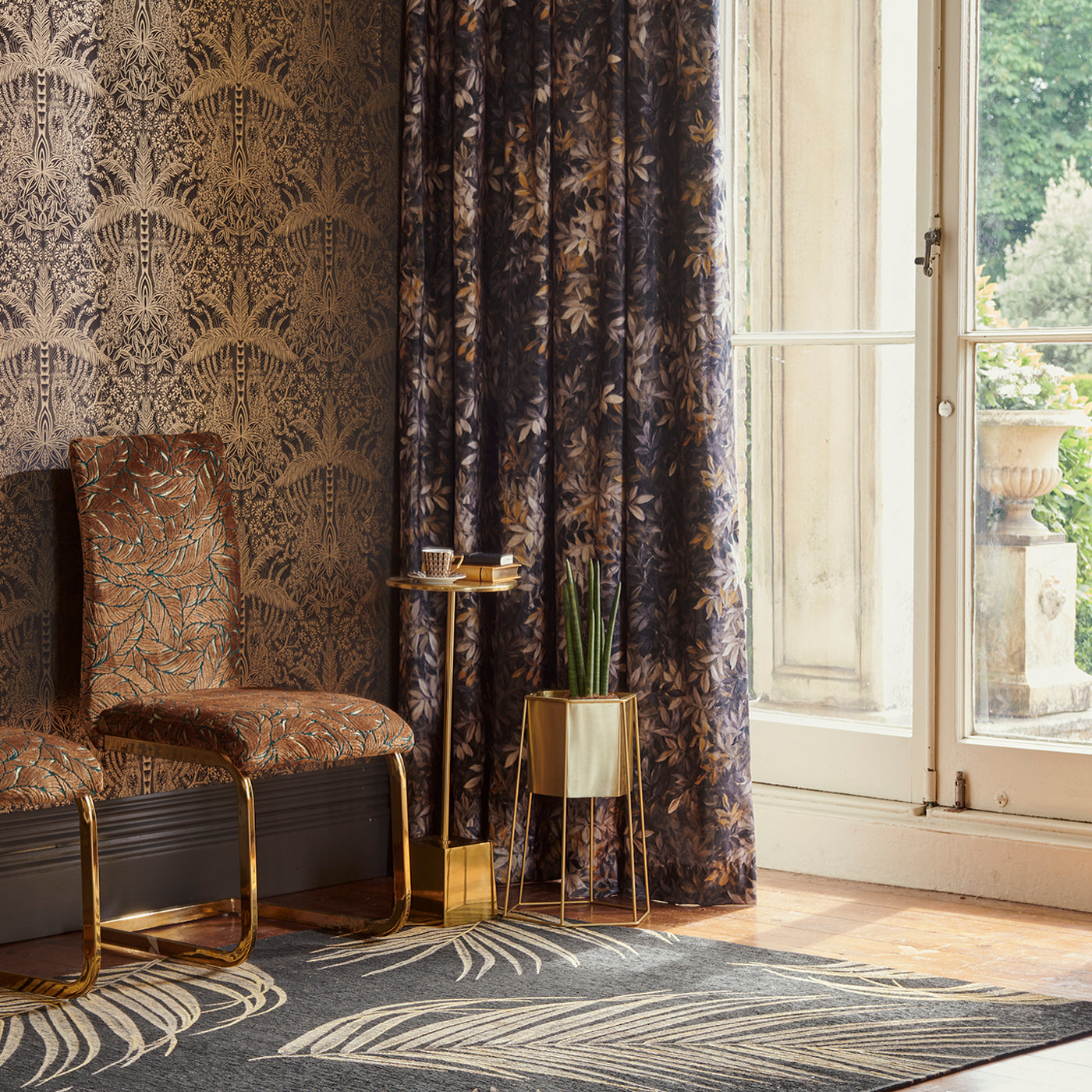 W0141/01 - Leopardo Wallpaper - Antique/Noir - Clarke & Clarke
