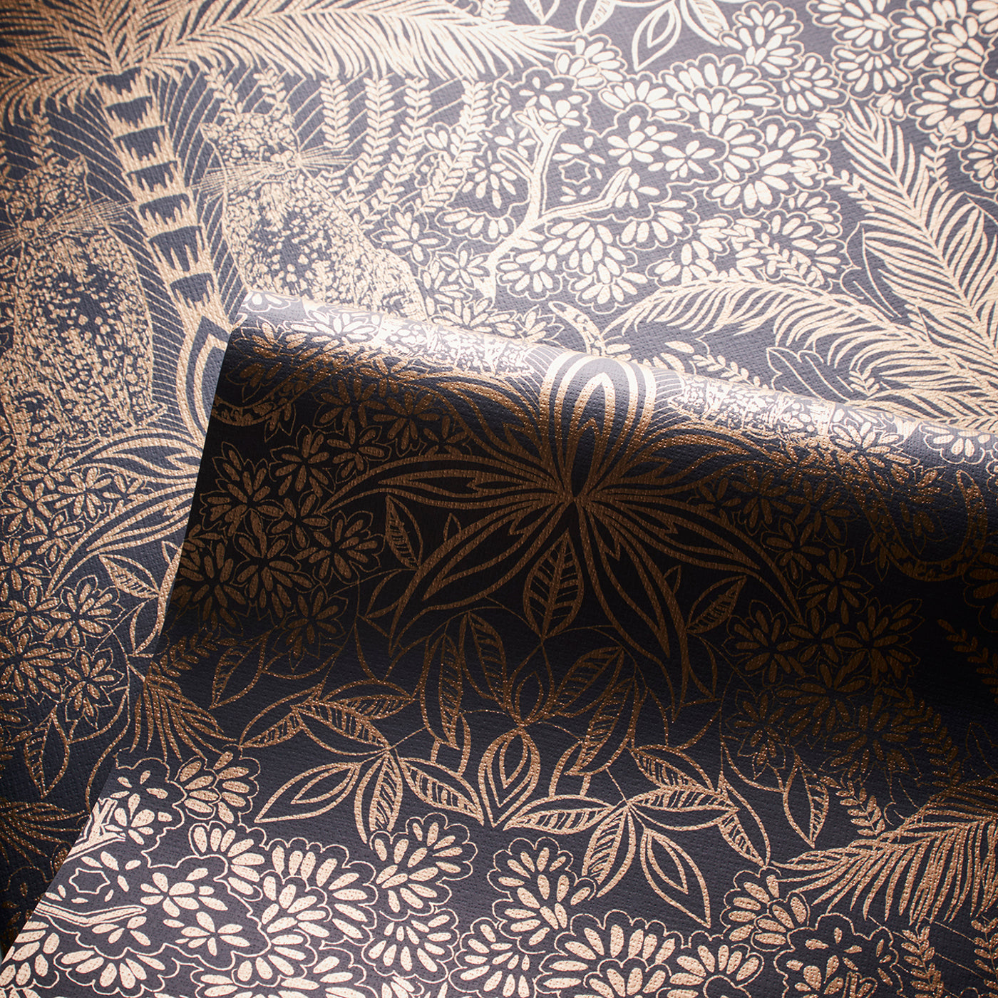 W0141/02 - Leopardo Wallpaper - Copper/Midnight - Clarke & Clarke