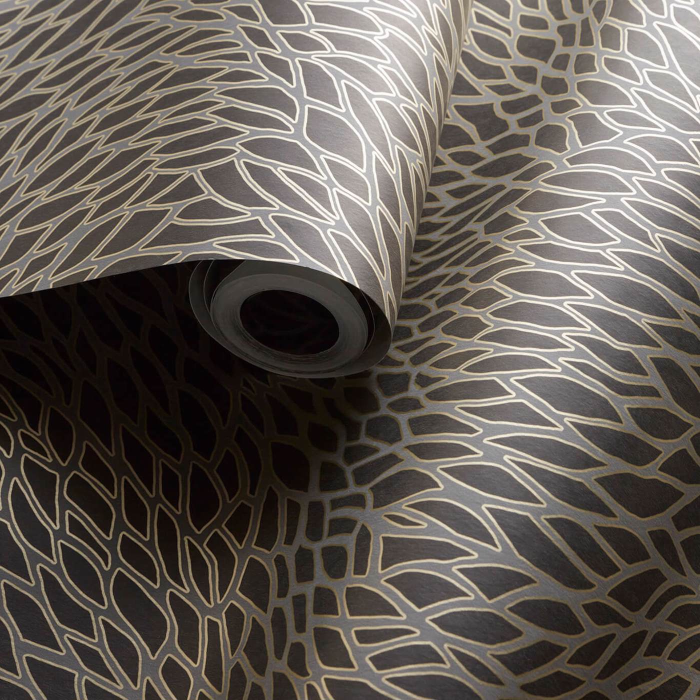 W0166/02 - Corallino Wallpaper - Noir - Clarke & Clarke