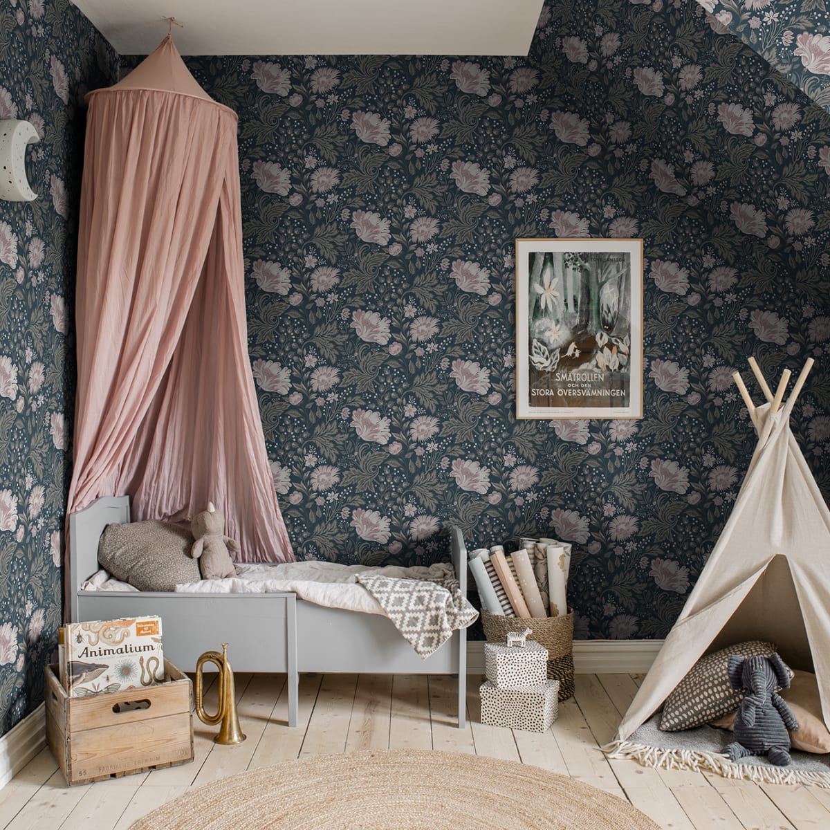 Ava Wallpaper - Dark Blue - Sandberg - 400-96 - Premier Wallcovering