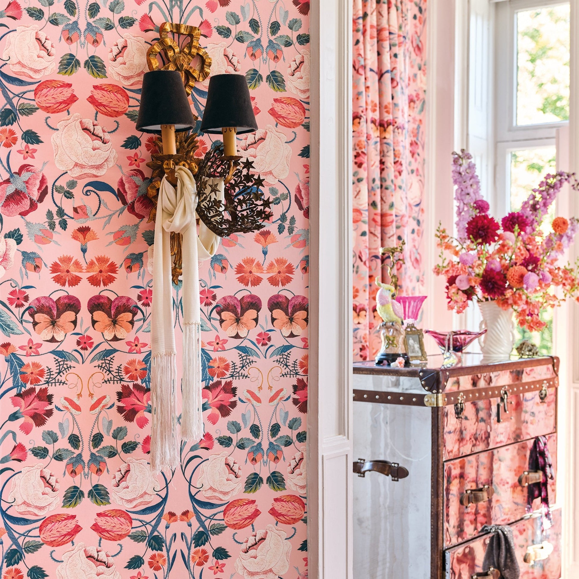 Bonita Matte Wallpaper - Chateau Rose - Romo - Temperley London - W456/01 - Premier Wallcovering