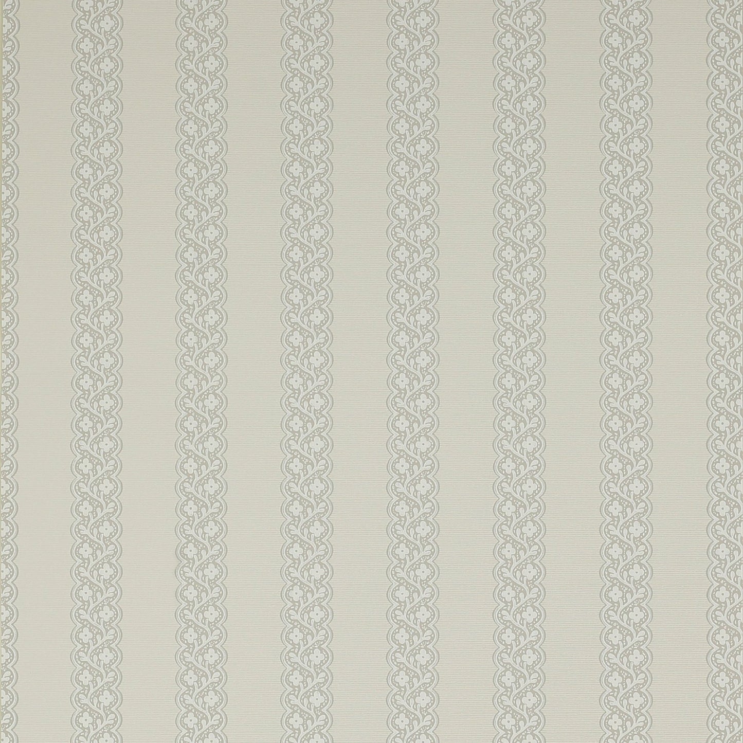 Britta Wallpaper - Silver - Colefax & Fowler - 07185 - 01 - Premier Wallcovering