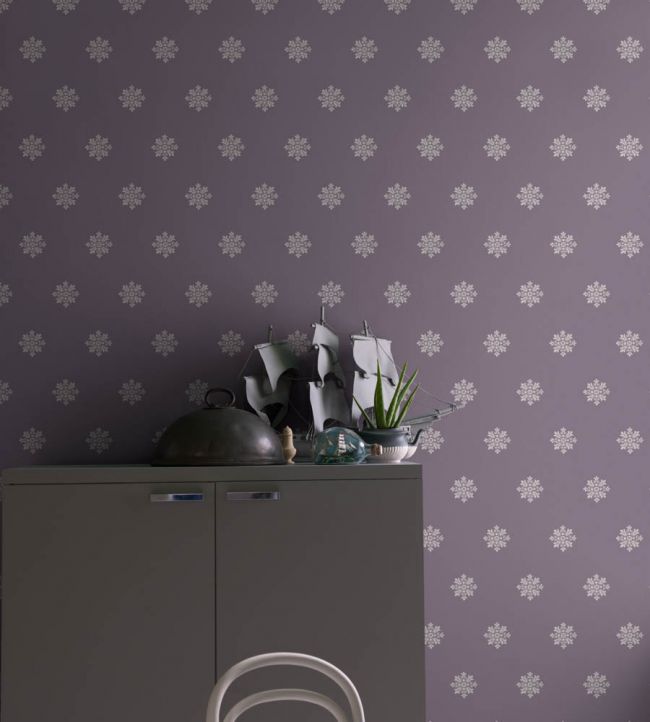 Brockhampton Star Wallpaper - Skimming Stone - 520 - Farrow & Ball - Premier Wallcovering