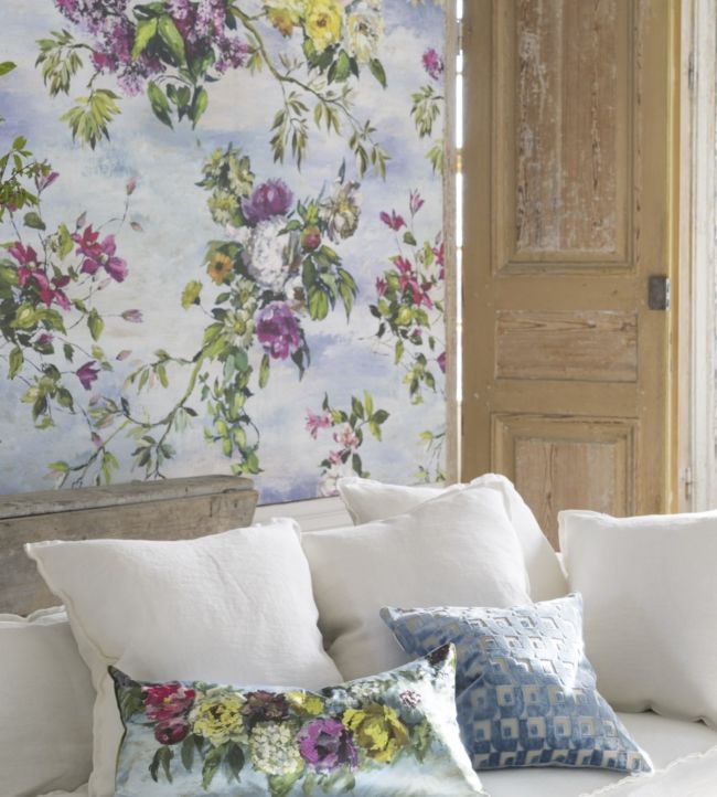 Caprifoglio Wallpaper - Sky - PDG676/01 - Designers Guild - Premier Wallcovering