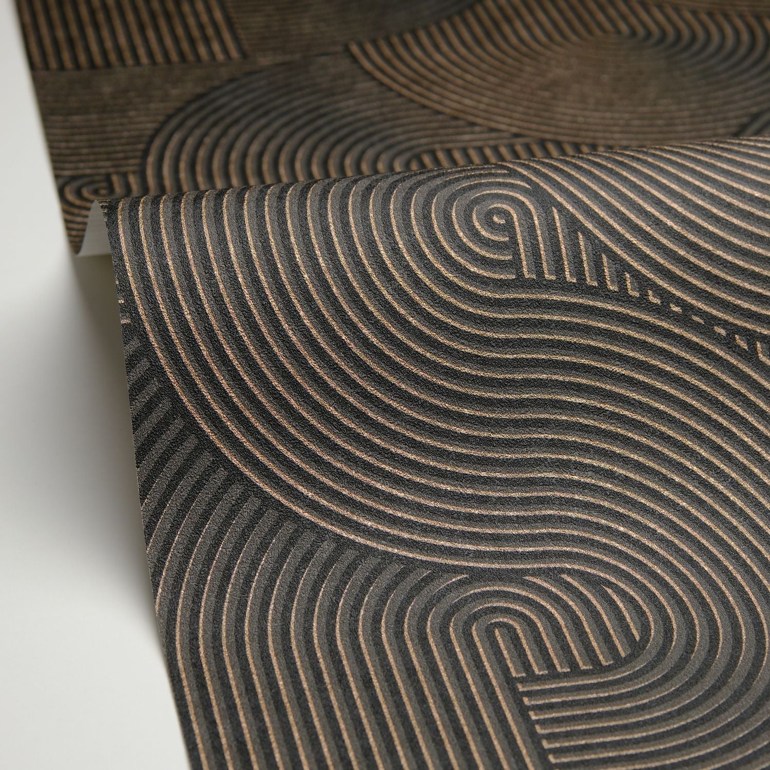 Circle Wallpaper - Noir Cuivre - Caselio - 105519043 - Premier Wallcovering