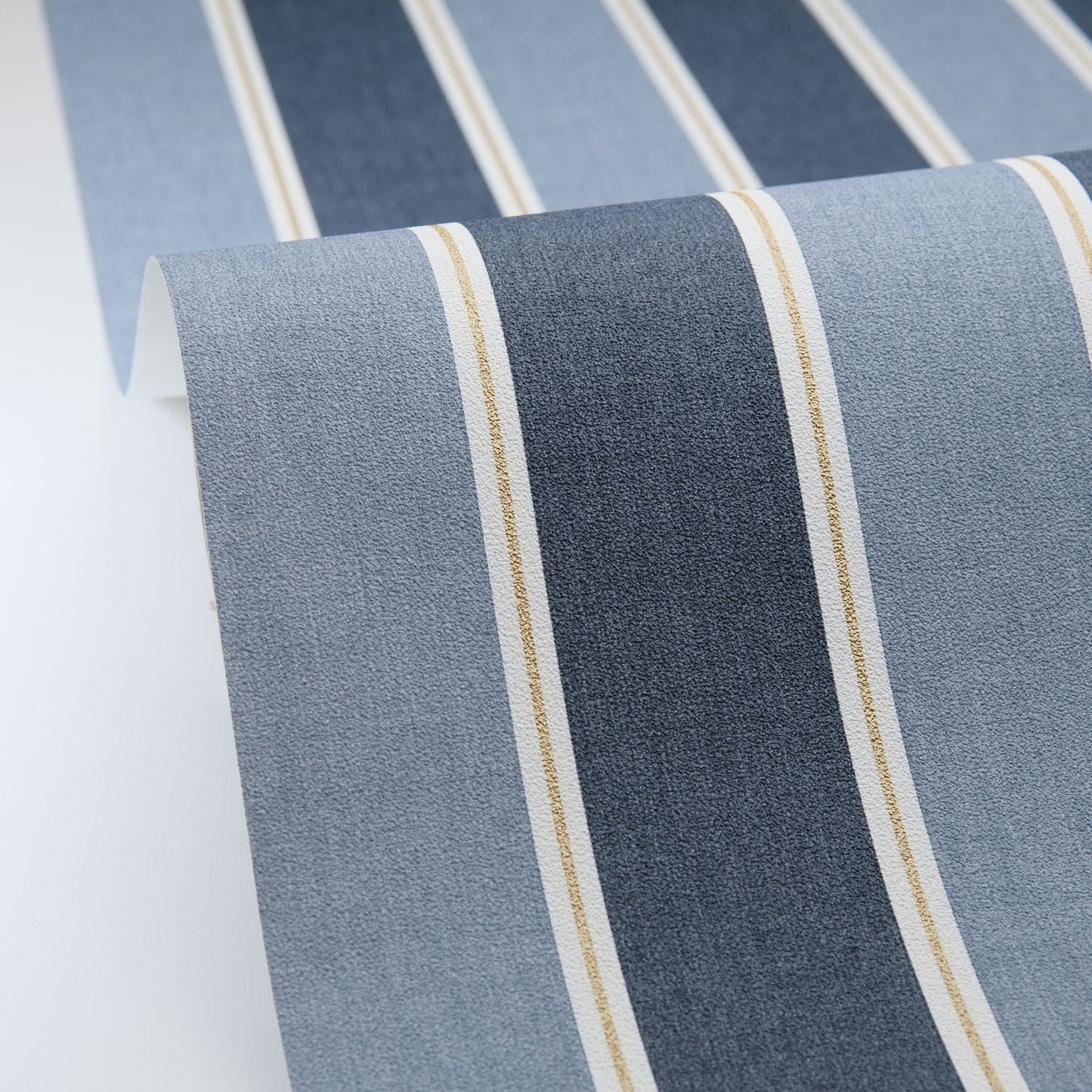 Classic Lines Wallpaper - Bleu denim - Caselio - 106736112 - Premier Wallcovering