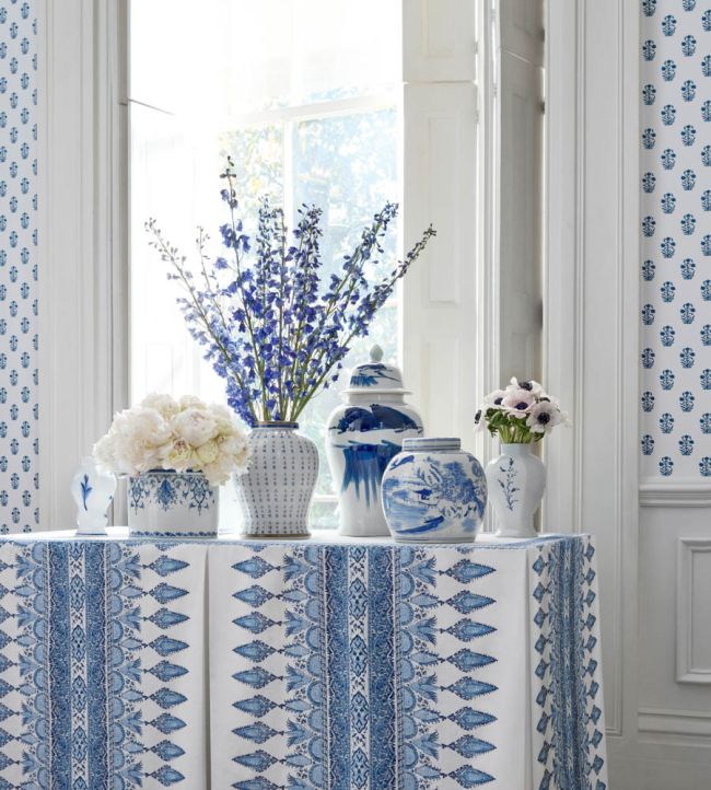 Corwin Wallpaper - Navy on White - Thibaut - T36400 - Premier Wallcovering
