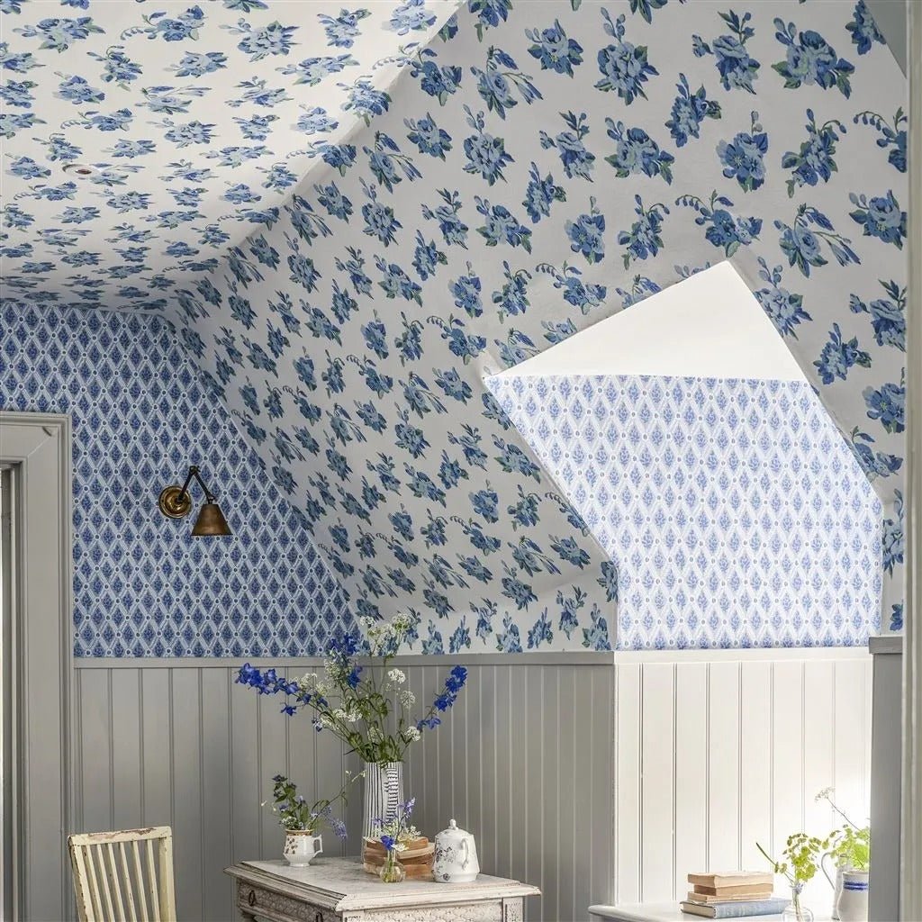 Craven Street Flower Wallpaper - Delft - English Heritage - PEH0006/03 - Premier Wallcovering