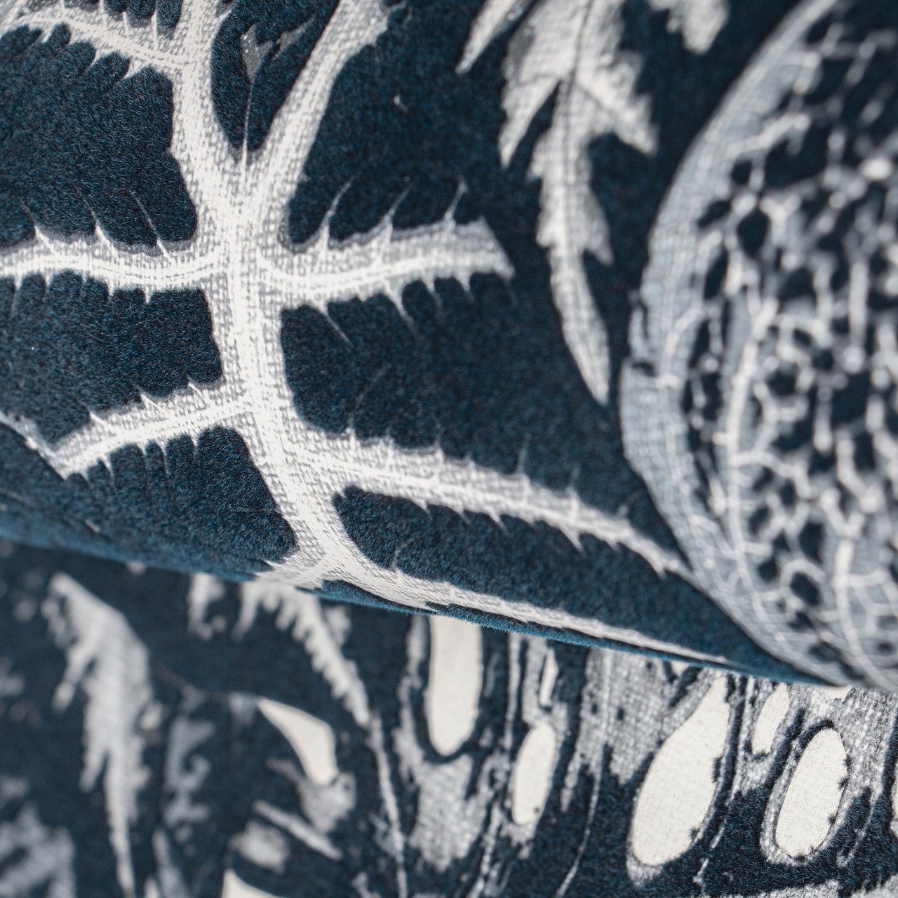 Elephant Leaf Feel Wallpaper - Blue - Hohenberger - 81264 - Premier Wallcovering