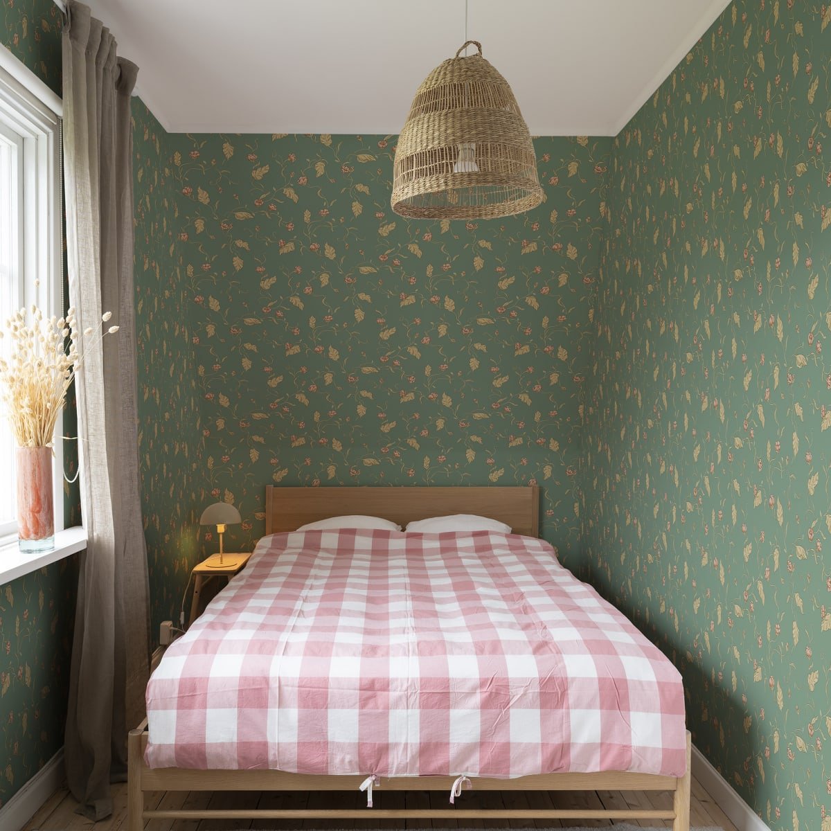 Elmire Wallpaper - Emerald - Sandberg - S10149 - Premier Wallcovering