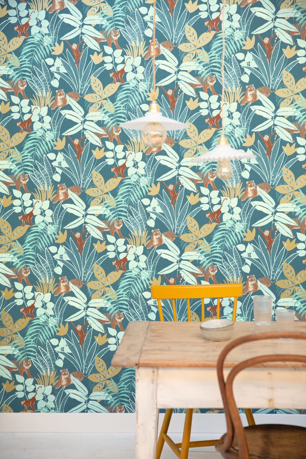 Escapade Aventure Wallpaper - Bleu Nuit Dore - Caselio - 102316638 - Premier Wallcovering