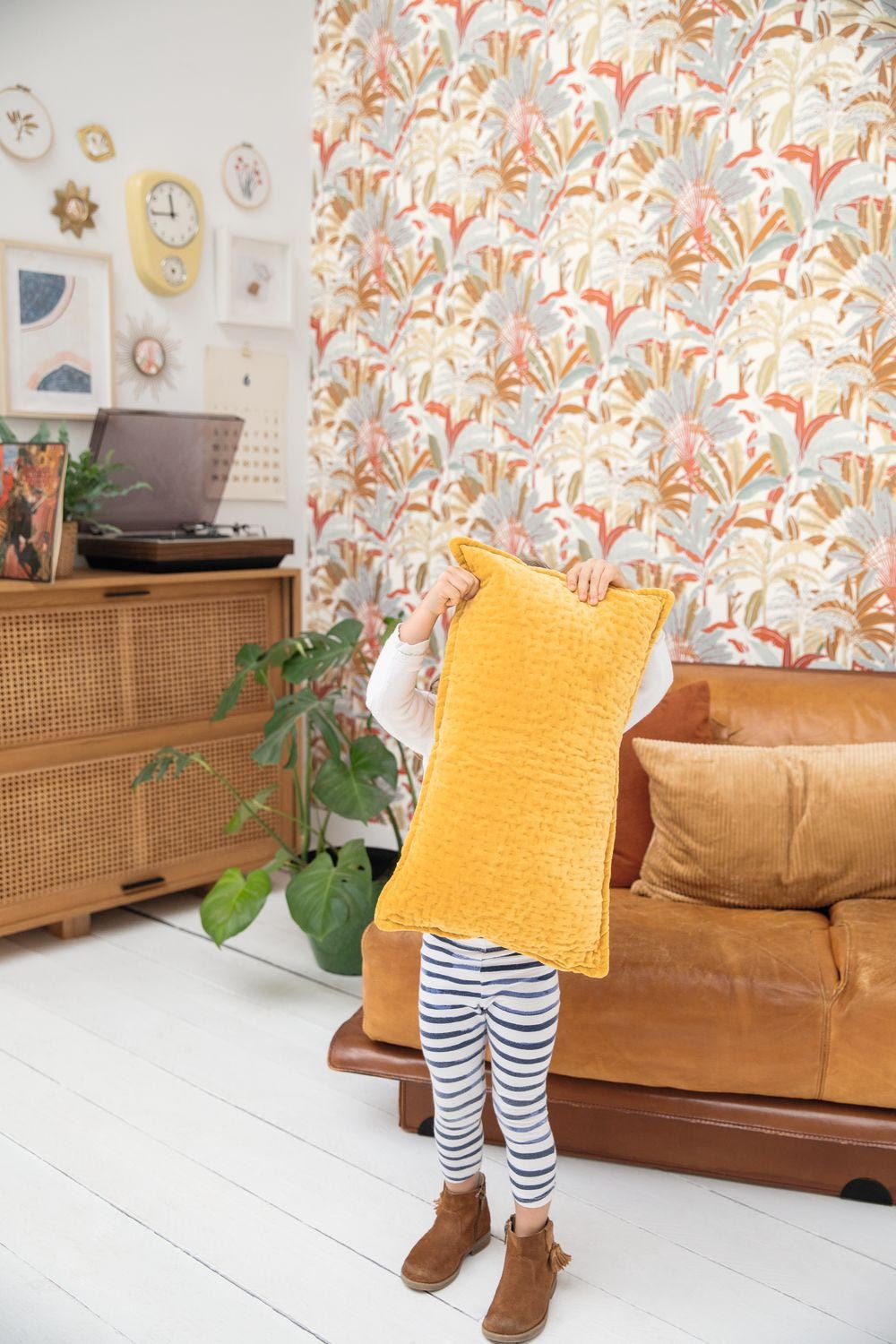 Escapade Evasion Wallpaper - Multicouleurs - Caselio - 102302685 - Premier Wallcovering