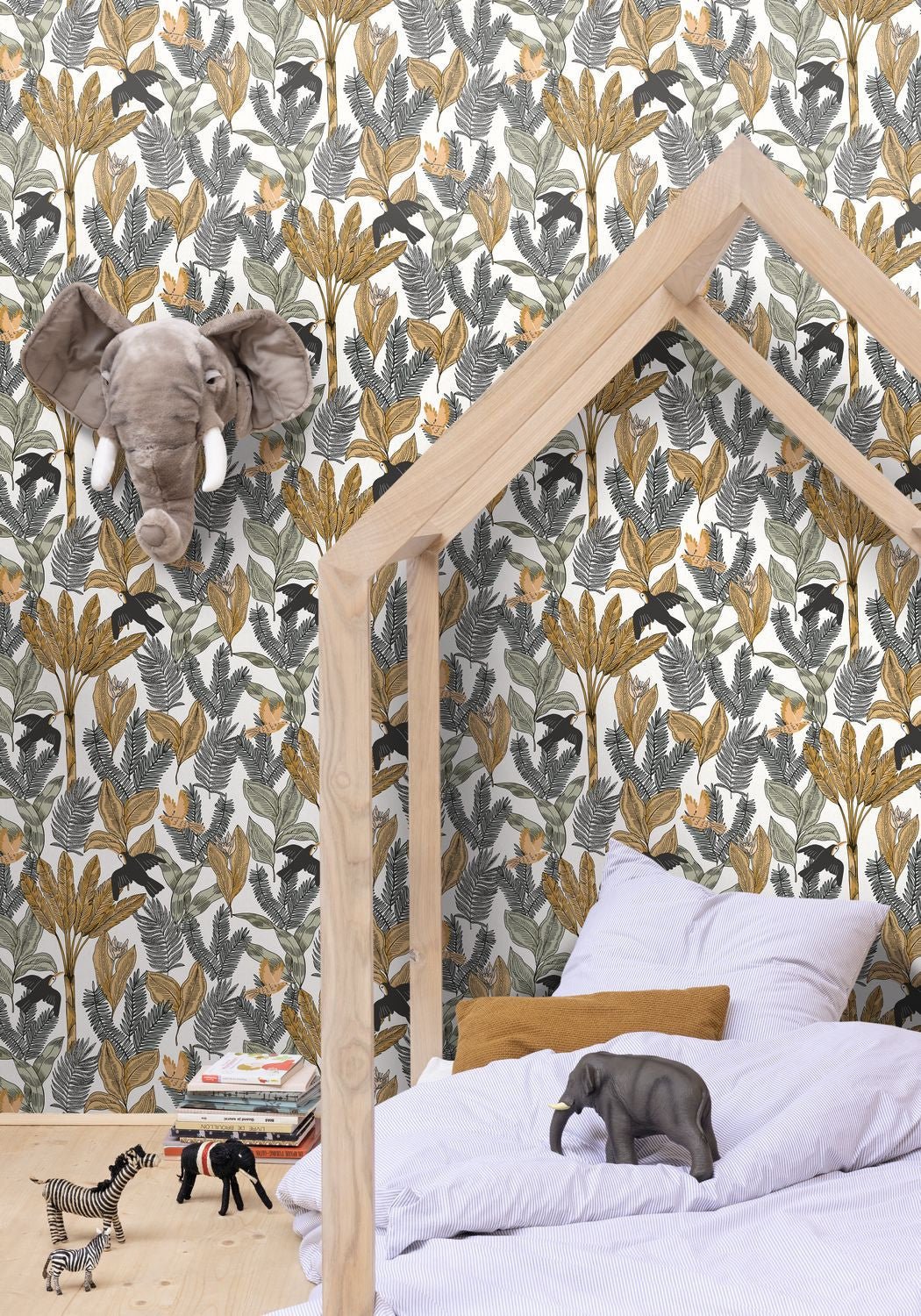 Explorer Wallpaper - Menthe - Caselio - 103497032 - Premier Wallcovering