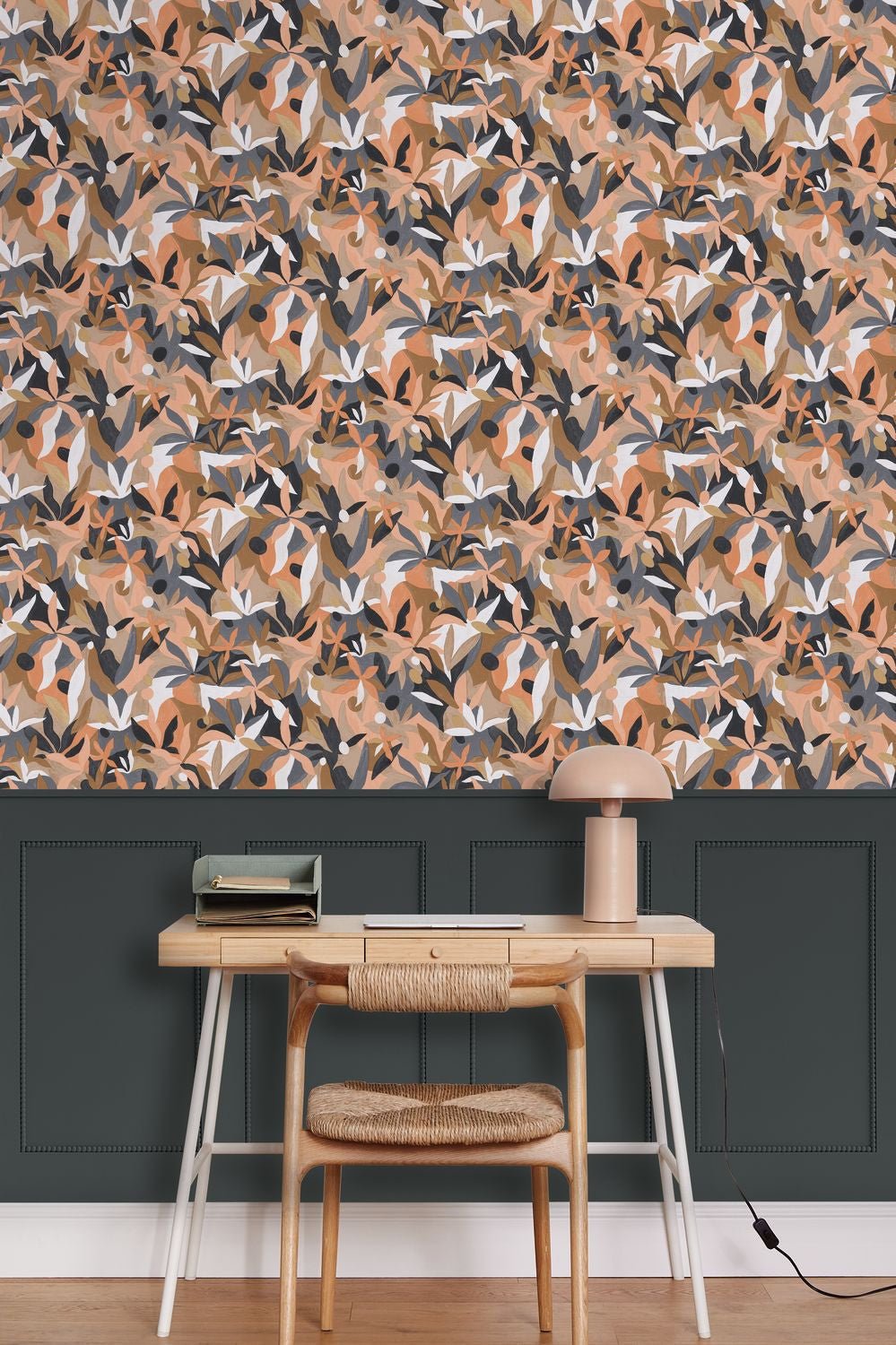 Fauve Wallpaper - Noisette/ Saumon Fond Noir - Caselio - 102169919 - Premier Wallcovering