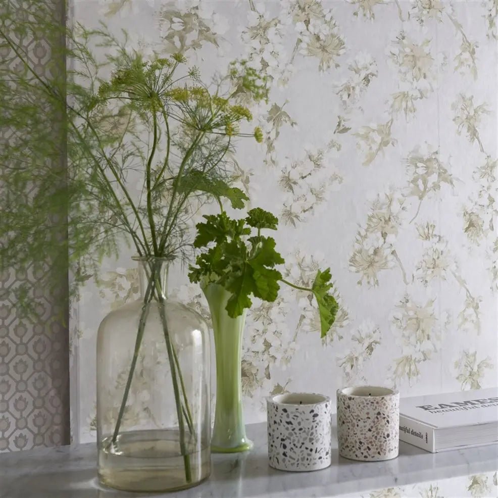 Fleur D'Assam Wallpaper - Pearl - Designers Guild - PDG1148/01 - Premier Wallcovering