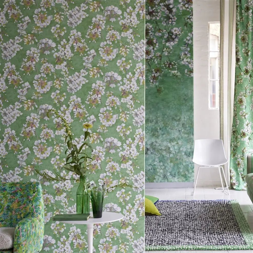 Fleur D'Assam Wallpaper - Emerald - Designers Guild - PDG1148/02 - Premier Wallcovering