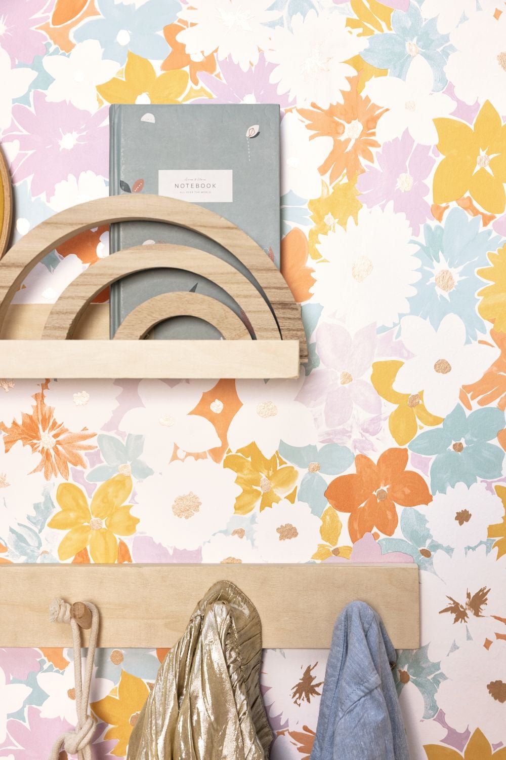 Flora Wallpaper - Multicouleurs - Caselio - 104416201 - Premier Wallcovering
