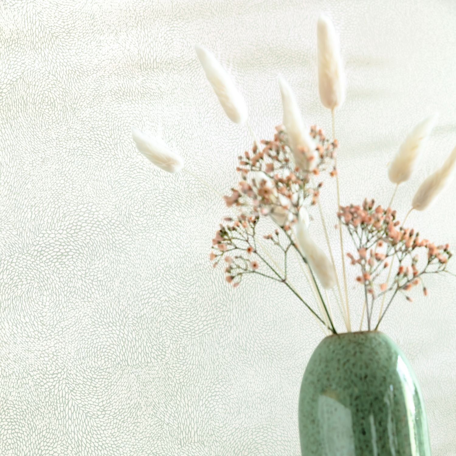 Flower Power April Wallpaper - Vert D'eau Irise - Caselio - 101847028 - Premier Wallcovering