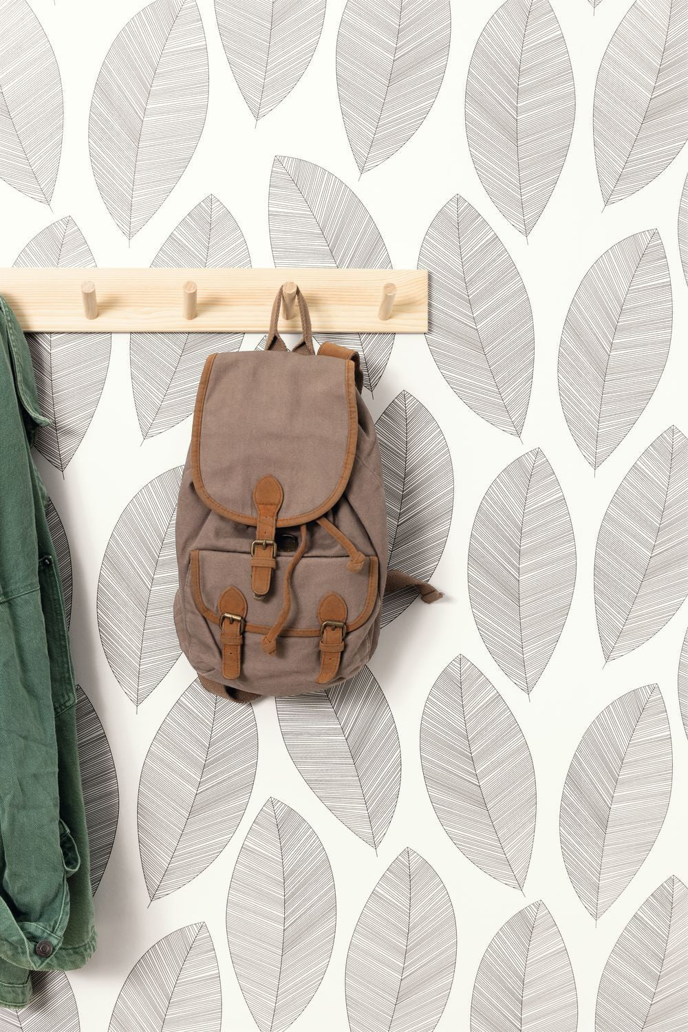 Graphic Leaves Wallpaper - Blanc Noir - Caselio - 104310927 - Premier Wallcovering