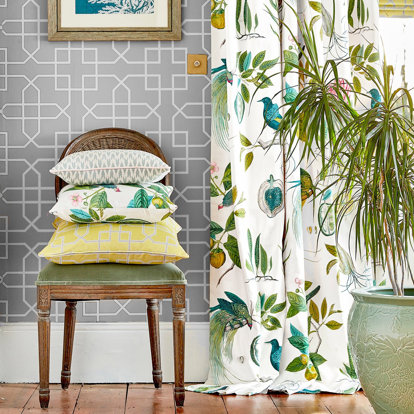 Hampton Trellis Wallpaper - Linen - Sanderson - DGLW216659 - Premier Wallcovering