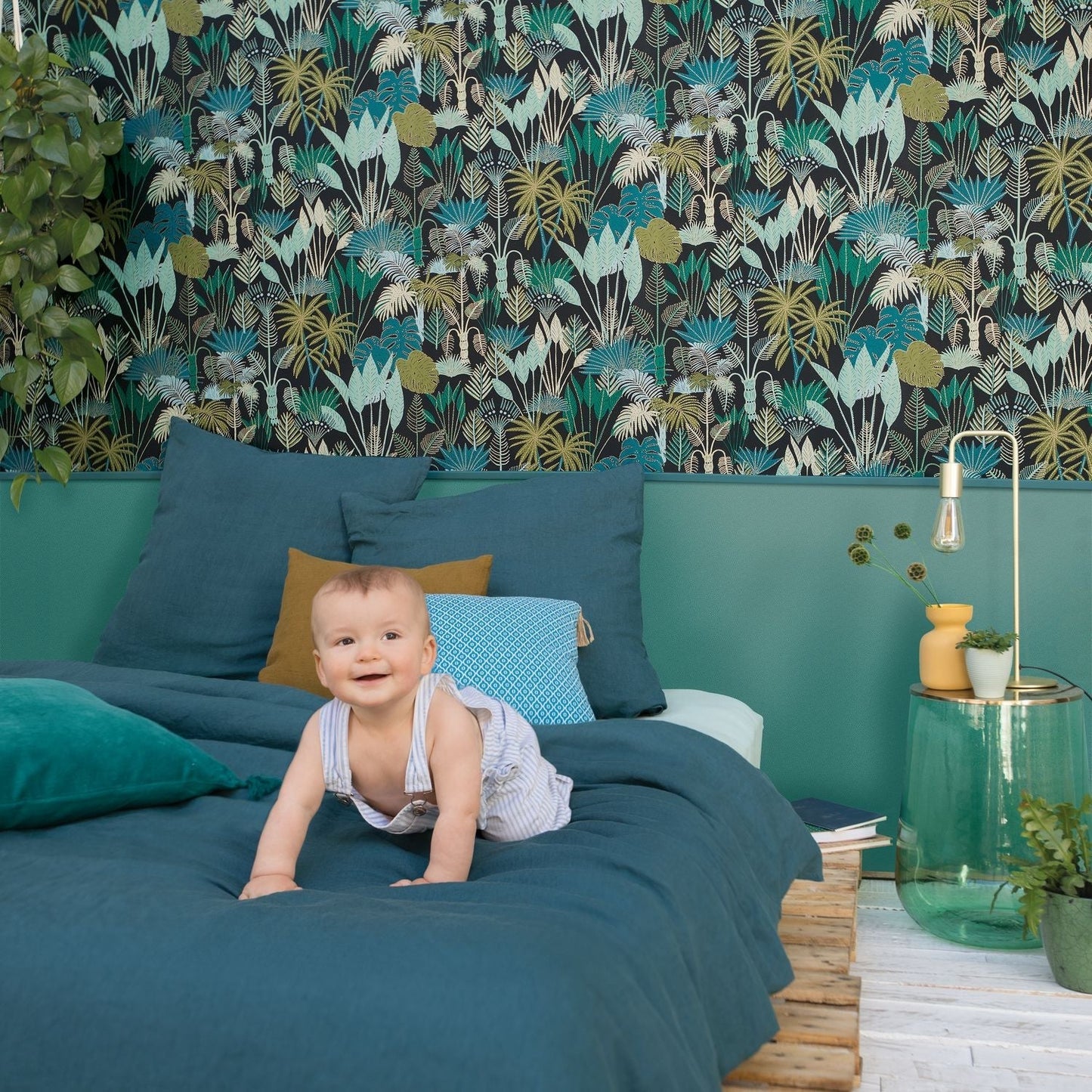 Hanami Goma Wallpaper - Emeraude  - Caselio - 100407926 - Premier Wallcovering