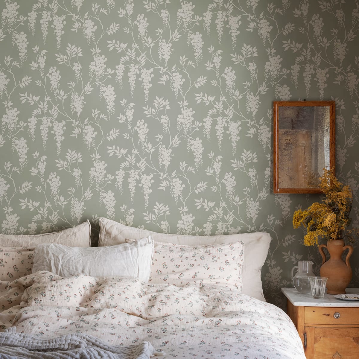 Hedvig Wallpaper - Garden Green - Sandberg - 833-28 - Premier Wallcovering