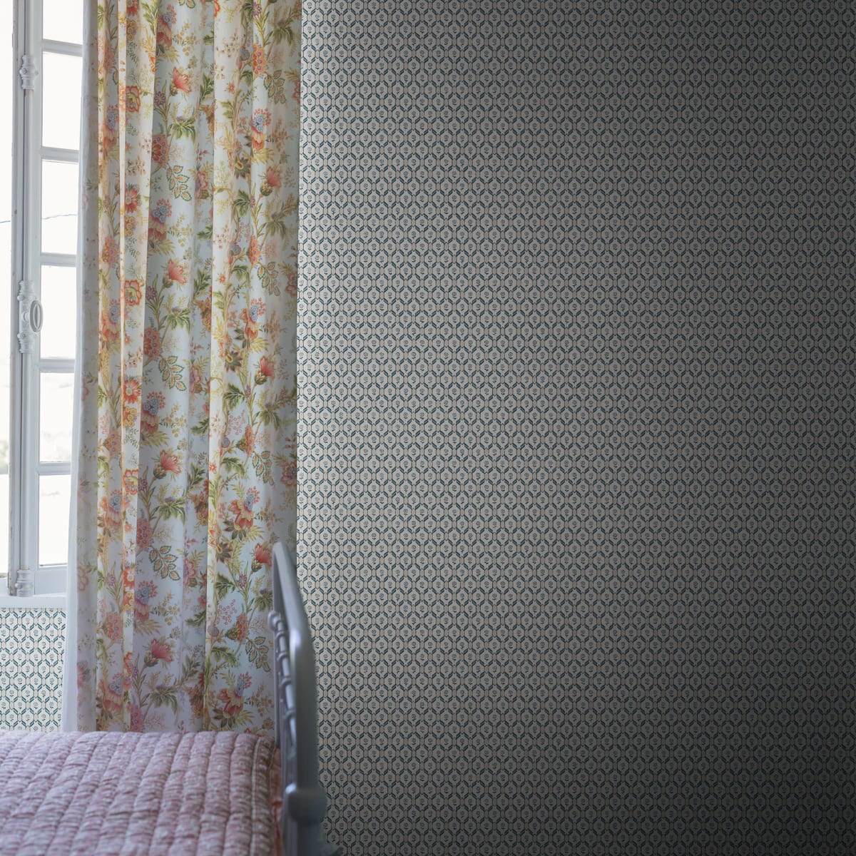 Hugo Wallpaper - Misty Blue - Sandberg - S10244 - Premier Wallcovering