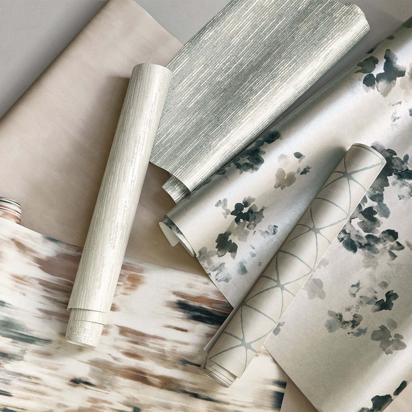 Idyll Wallpaper - Pearl - Villa Nova - W633/07 - Premier Wallcovering