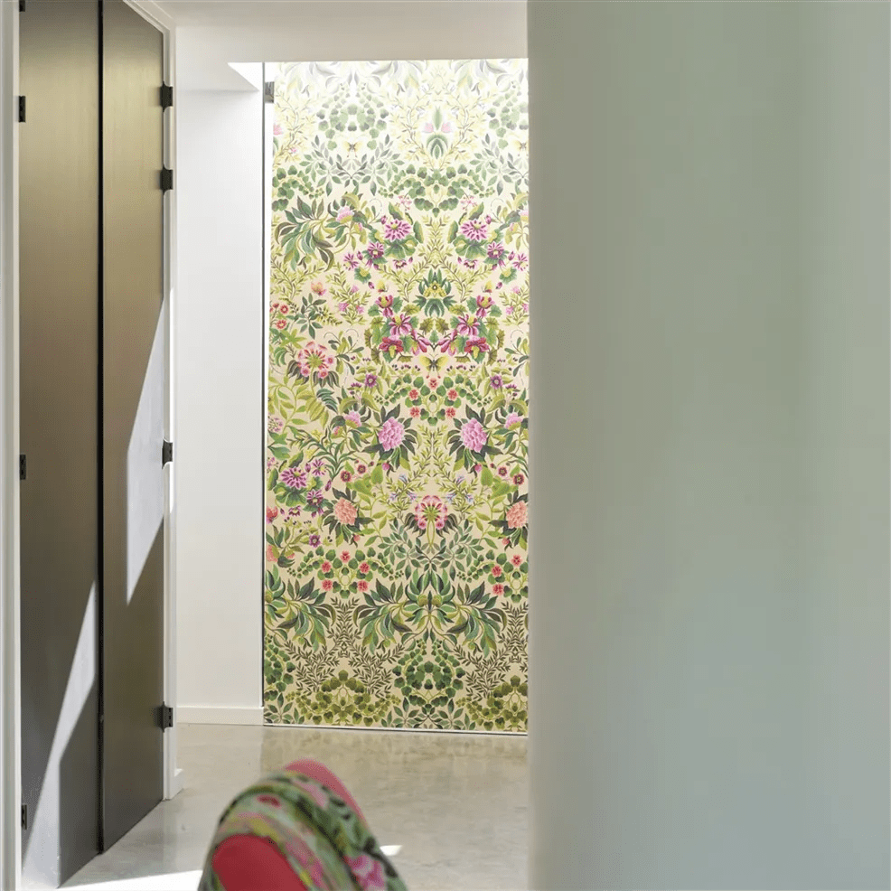 Ikebana Grande Wallpaper - Fuchsia - PDG1162/01 - Designers Guild - Premier Wallcovering