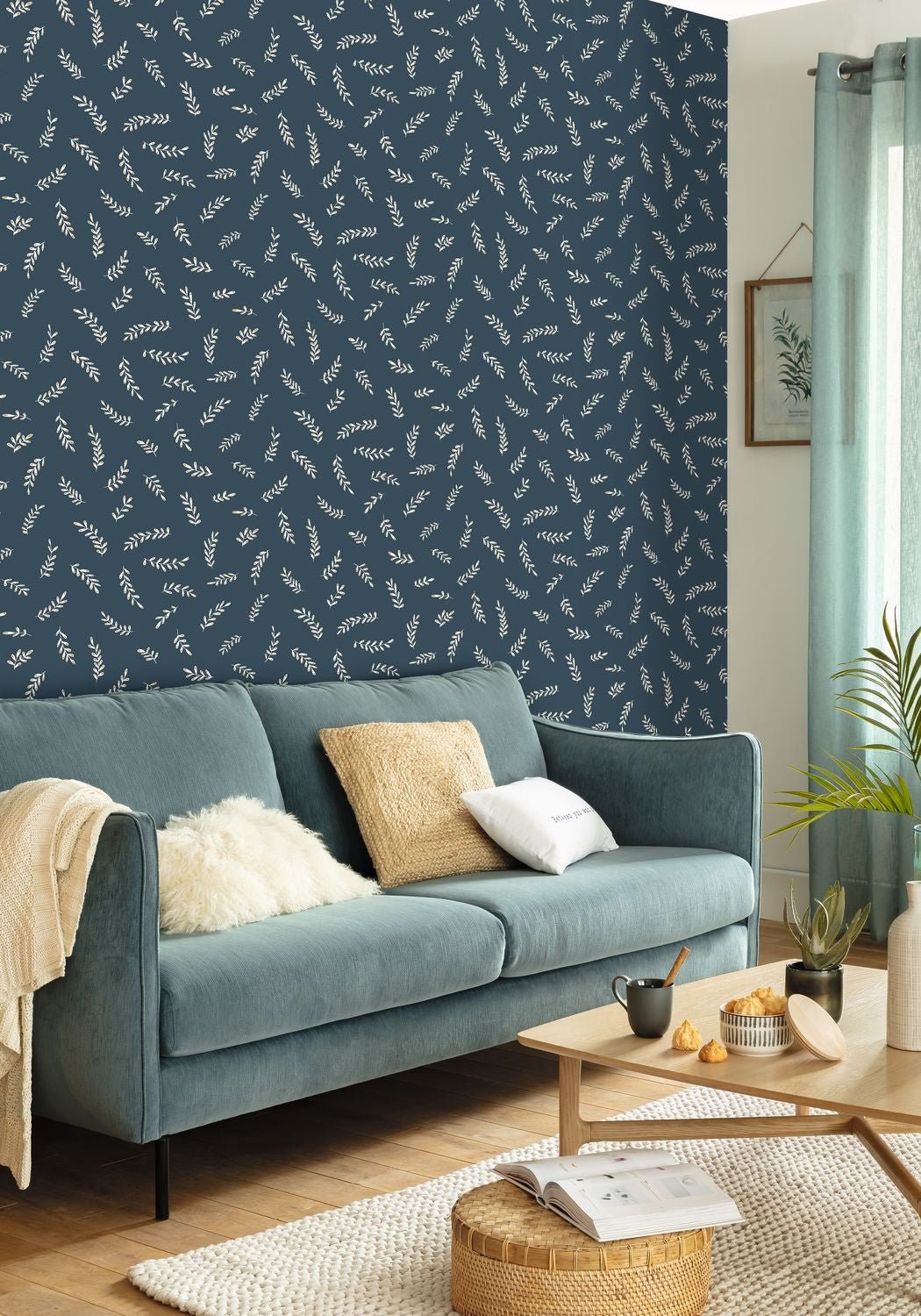 Iris Wallpaper - Bleu Nuit - Caselio - 103096163 - Premier Wallcovering