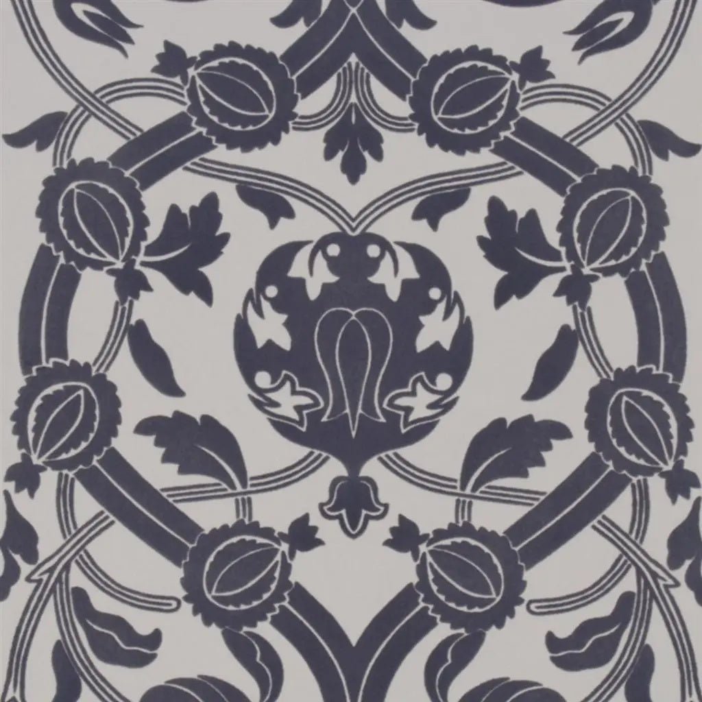 Isabella Wallpaper - Amethyst - Designers Guild - Royal Collection - PQ007/02 - Premier Wallcovering