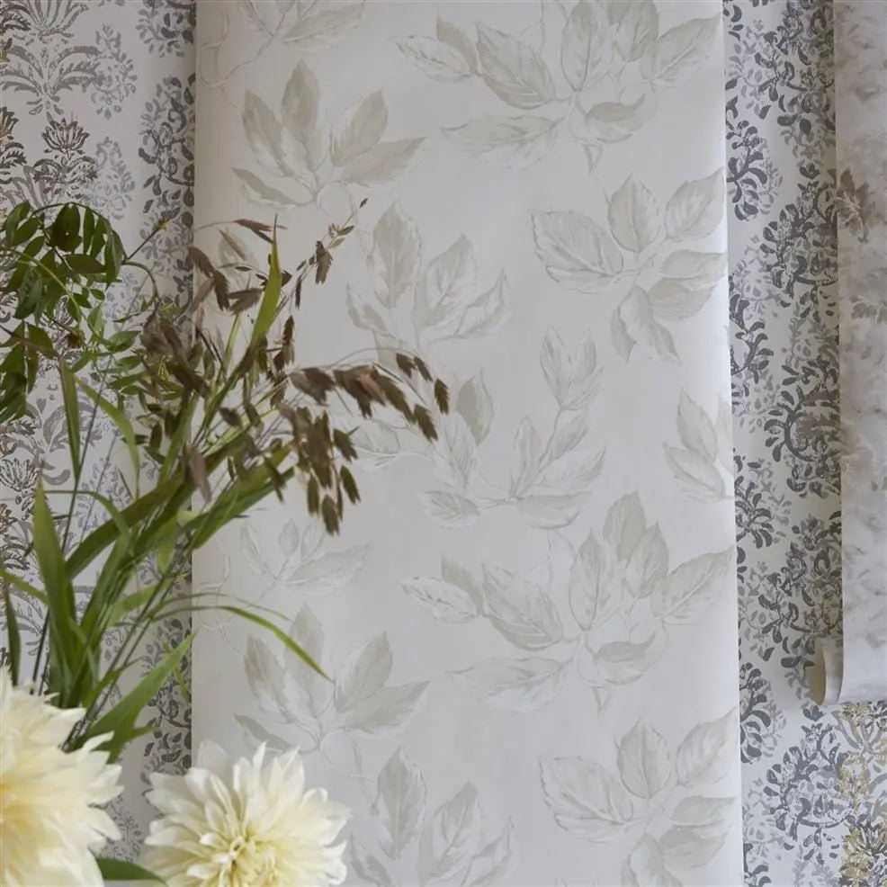 Jangal Wallpaper - Chalk - Designers Guild - PDG1127/01 - Premier Wallcovering