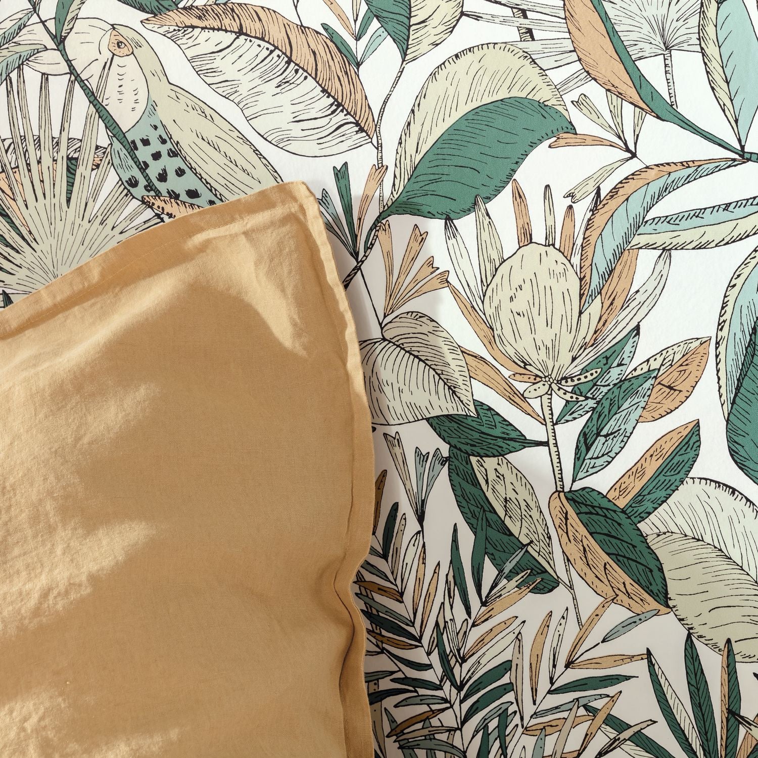 Jardin De Bel Air Wallpaper - Blanc - Caselio - 103017189 - Premier Wallcovering