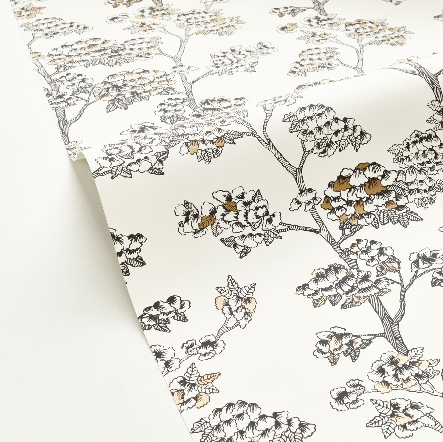 Jardin De Kyoto Wallpaper - Blanc Noir - Caselio - 102990922 - Premier Wallcovering