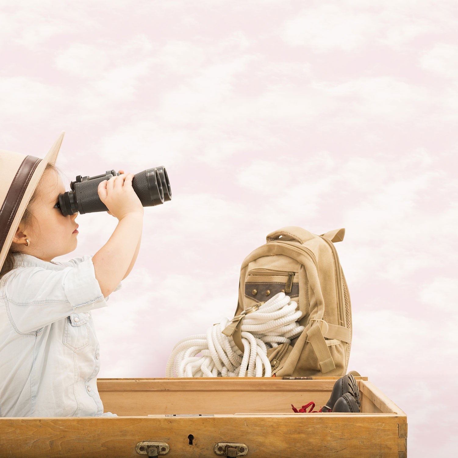 Just 4 Kids 2 Clouds Wallpaper - Pink - Galerie - G56534 - Premier Wallcovering