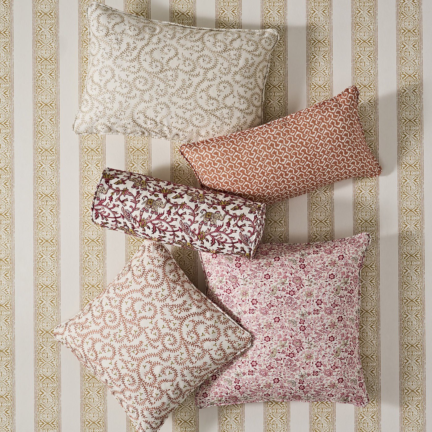 Kalamkari Wallpaper - Antique - Clarke & Clarke - W0237/01 - Premier Wallcovering